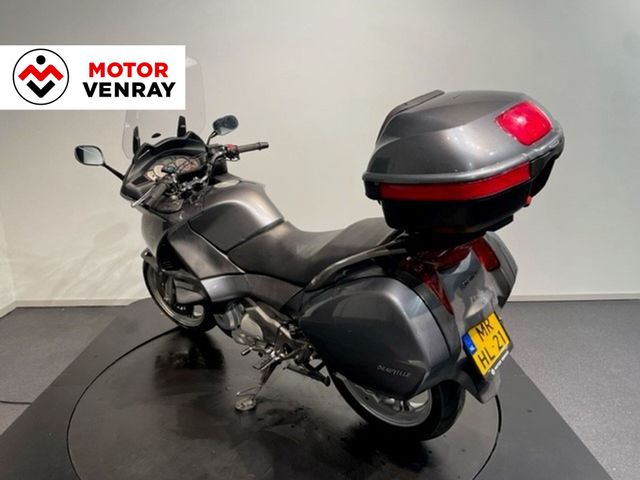 honda - nt-700-v-deauville