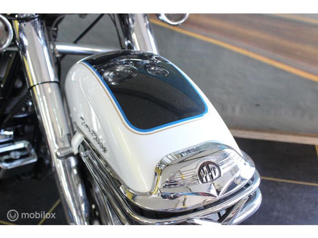 harley-davidson - road-king-classic-flhrc
