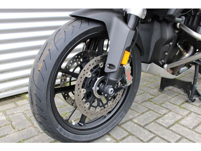bmw - r-1300-gs