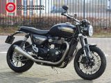 TRIUMPH SPEED TWIN 1200