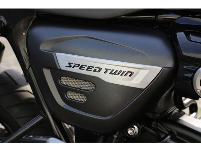 triumph - speed-twin-1200