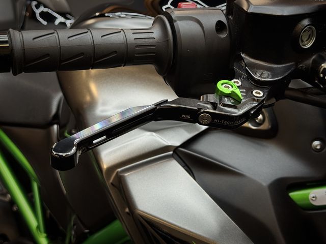 kawasaki - z900