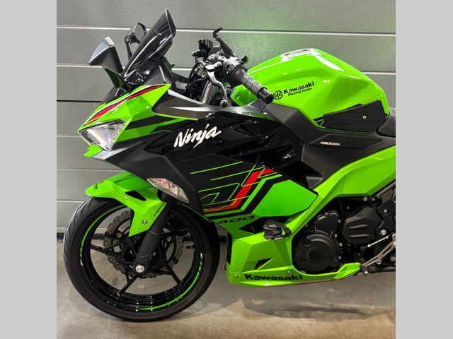 kawasaki - ninja-400