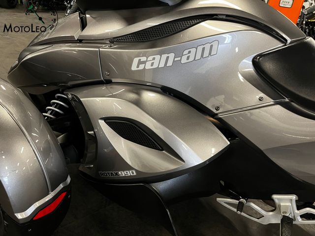 can-am - spyder-rs