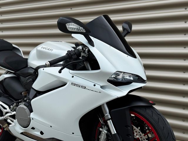 ducati - 959-panigale