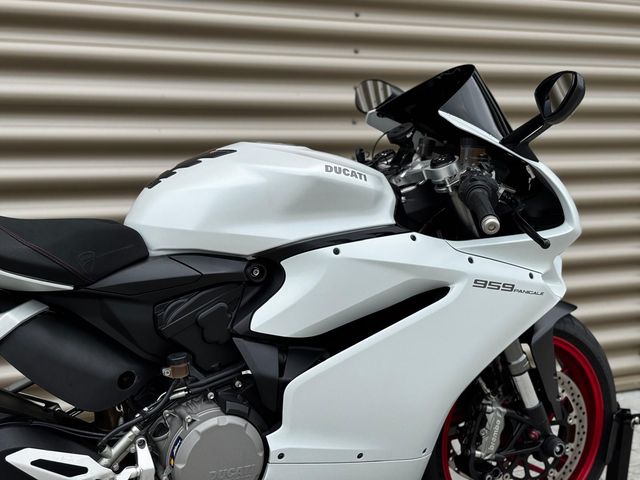 ducati - 959-panigale