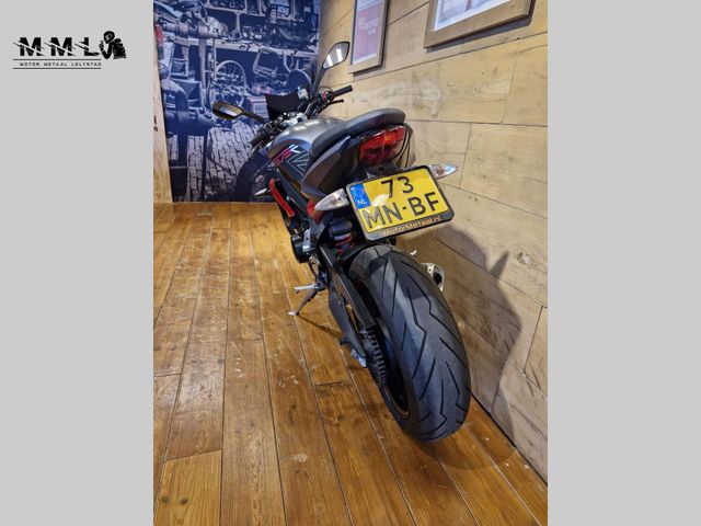 triumph - street-triple-675