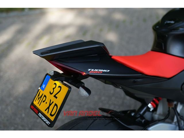 aprilia - tuono-660