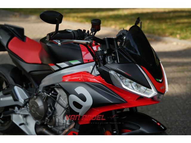 aprilia - tuono-660