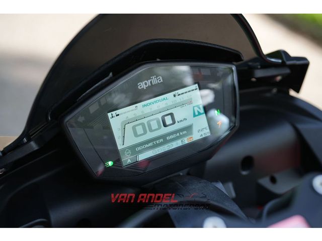 aprilia - tuono-660