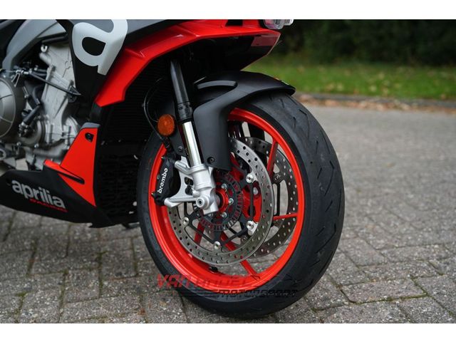 aprilia - tuono-660