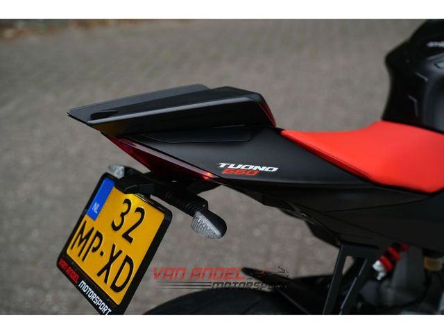 aprilia - tuono-660