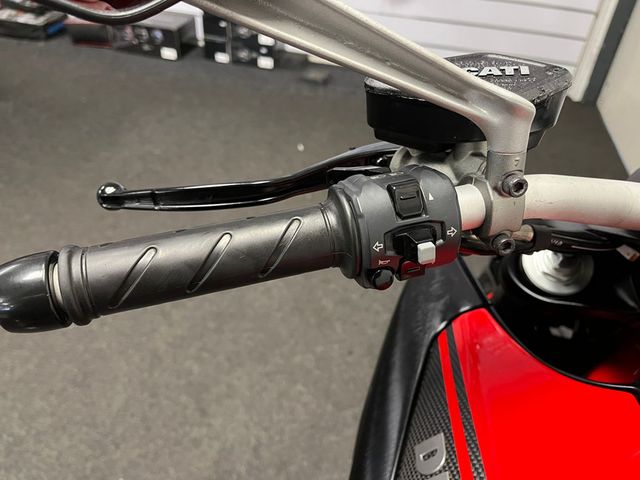 ducati - diavel-carbon