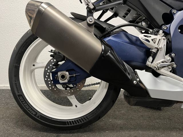 suzuki - gsx-r-600