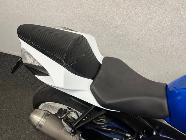 suzuki - gsx-r-600