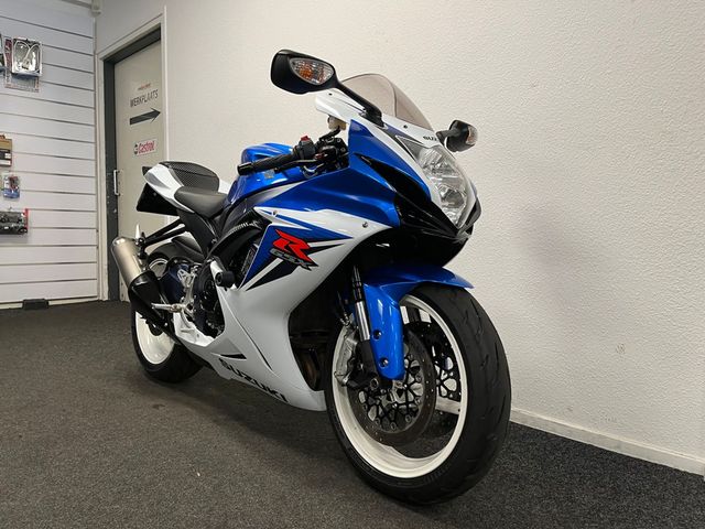 suzuki - gsx-r-600