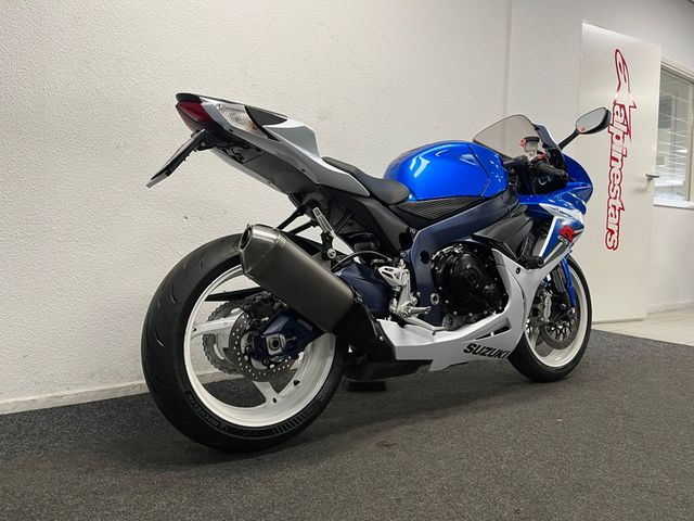 suzuki - gsx-r-600