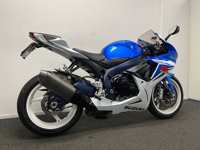 suzuki - gsx-r-600