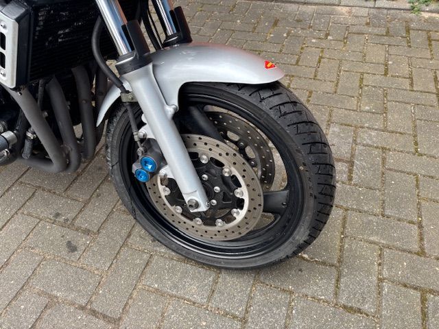 yamaha - fzs-600-fazer