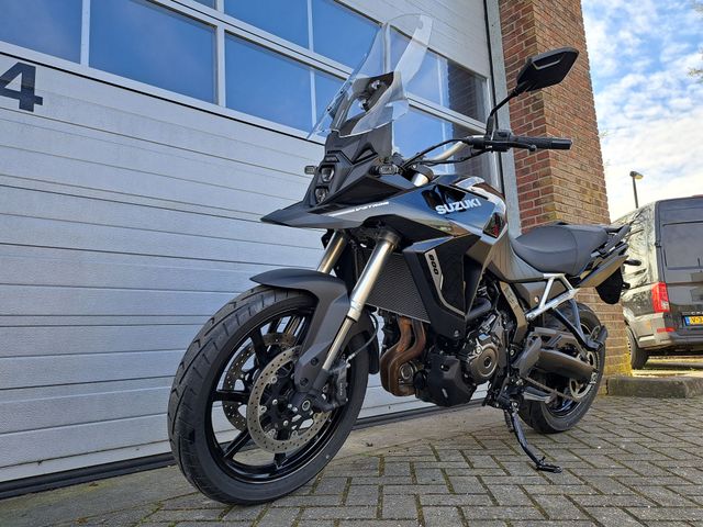 suzuki - v-strom-800