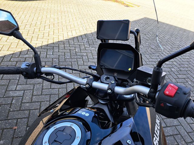 suzuki - v-strom-800