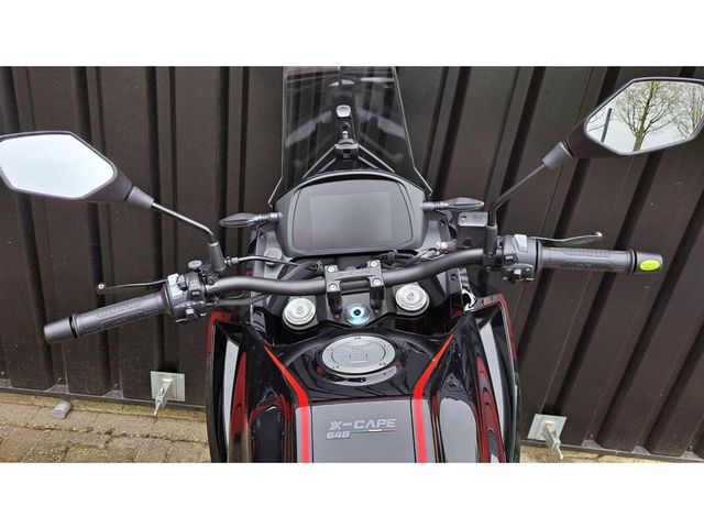 moto-morini - x-cape