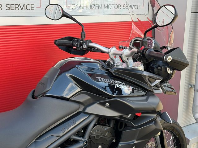 triumph - tiger-800-xc