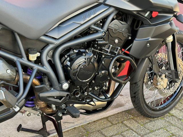 triumph - tiger-800-xc
