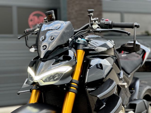 ducati - streetfighter-v4s