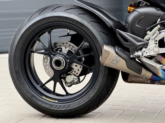 ducati - streetfighter-v4s
