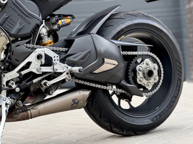 ducati - streetfighter-v4s