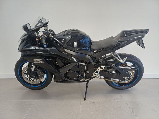suzuki - gsx-r-750