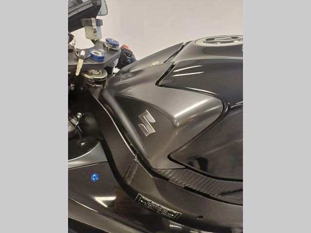 suzuki - gsx-r-750