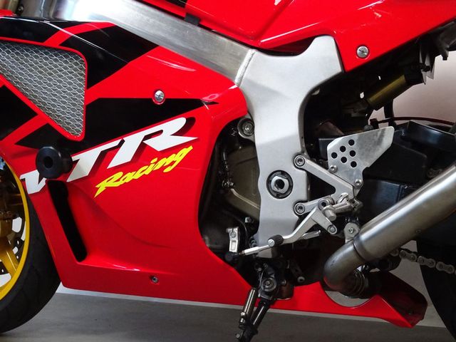 honda - vtr-1000-sp-1