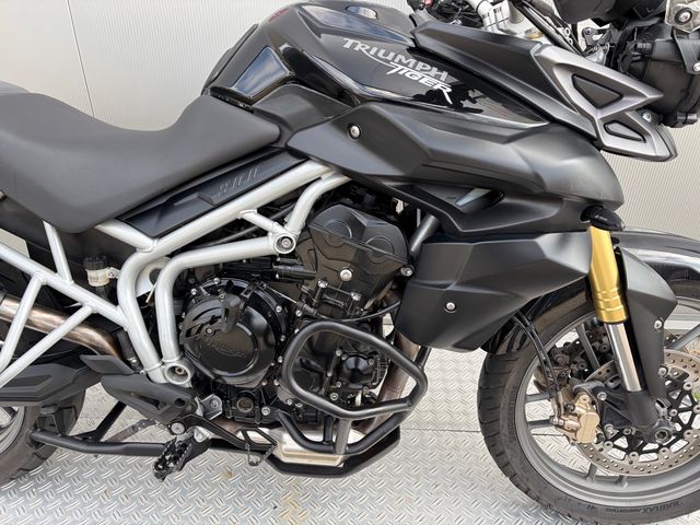 triumph - tiger-800