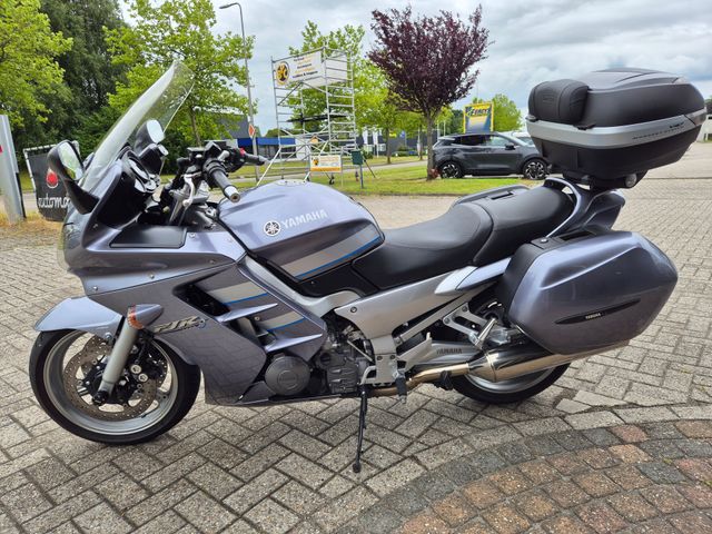 yamaha - fjr-1300
