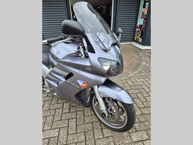 yamaha - fjr-1300