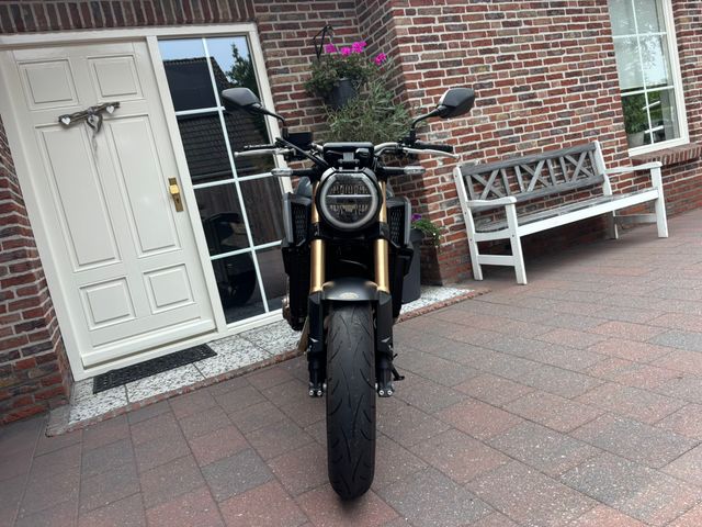 honda - cb-650-r-neo-sports-cafe