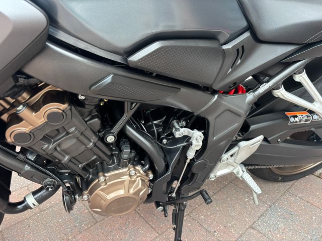 honda - cb-650-r-neo-sports-cafe