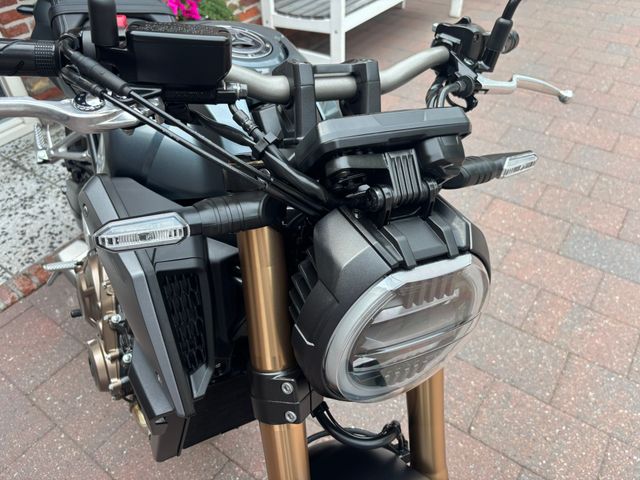 honda - cb-650-r-neo-sports-cafe