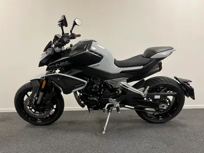 CFMOTO 800 NK – foto 4