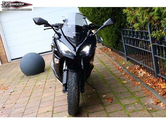 kawasaki - z-1000-sx