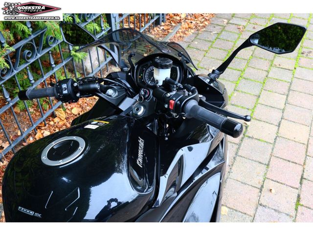 kawasaki - z-1000-sx