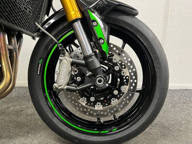 kawasaki - z900