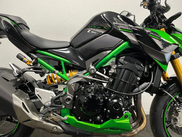 kawasaki - z900