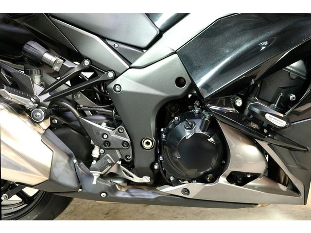 kawasaki - z-1000-sx