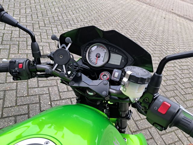 kawasaki - z-750-abs