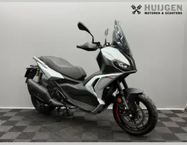 Aprilia SR GT 400 2026 occasion