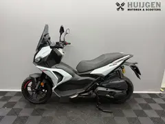 Aprilia SR GT 400 2026 occasion – foto 4 van 15
