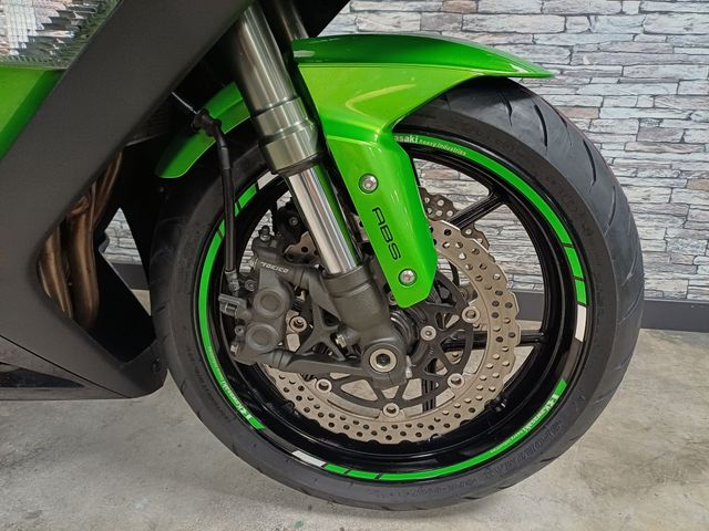 kawasaki - z-1000-sx-abs